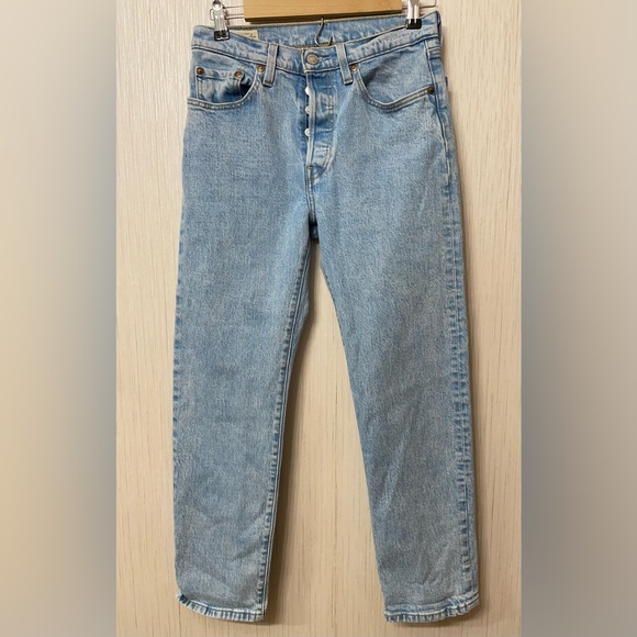 Levi's Premium 501 Big E Jeans S 26 Button Fly High Rise Straight Leg Light wash - Picture 1 of 8